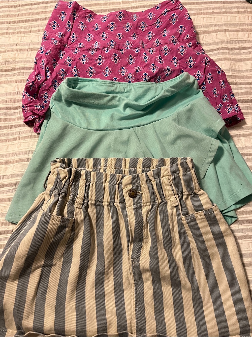 Rylee + Cru Girls' Three-Pack Skirts - Fuchsia Floral, Mint & Beige/Gray Stripe
